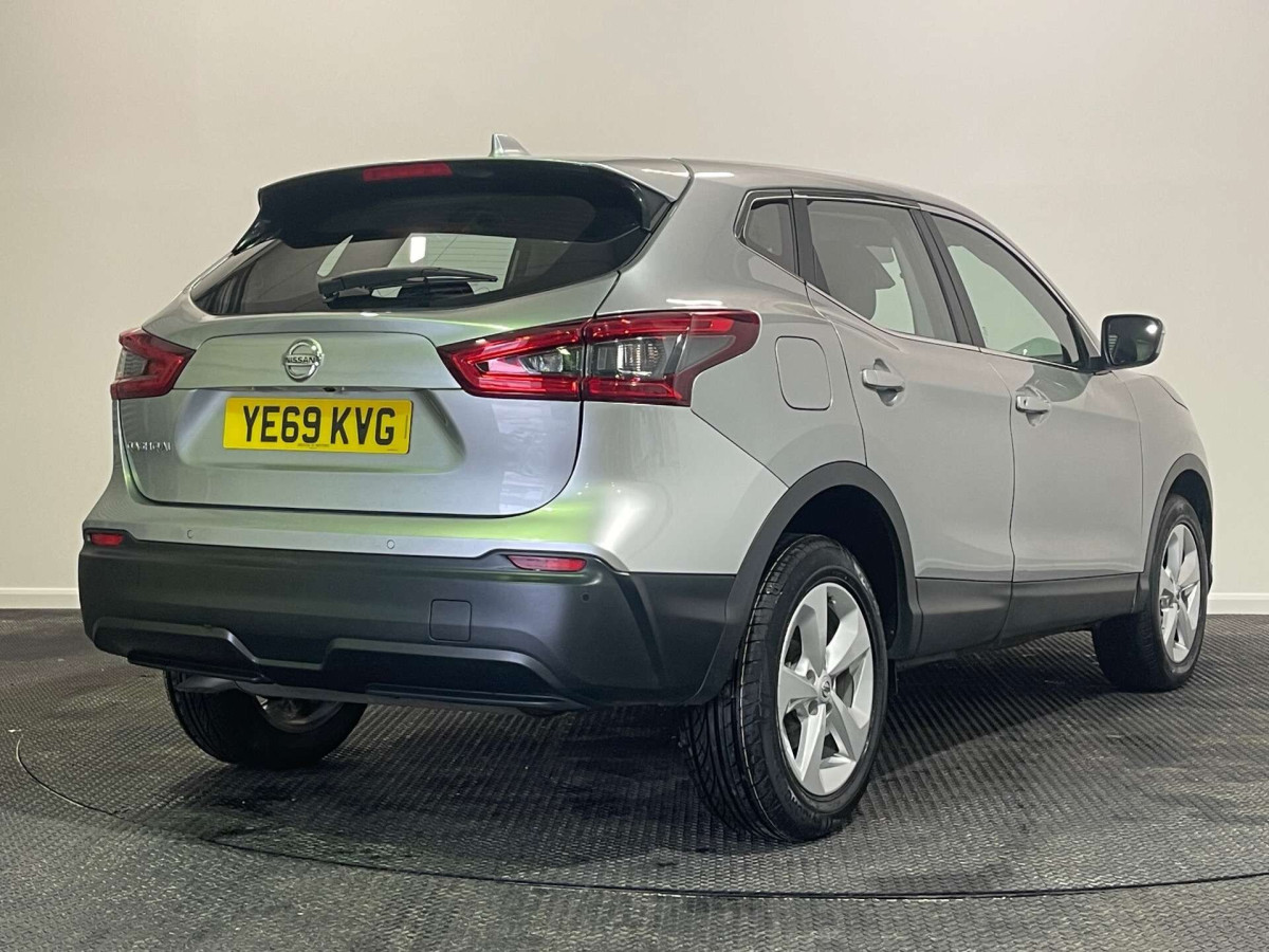 NISSAN QASHQAI 2019 (69) 1.3 DIG-T ACENTA PREMIUM SUV 5DR PETROL MANUAL EURO 6 (S/S) (140 PS) - 2019 - £10,000