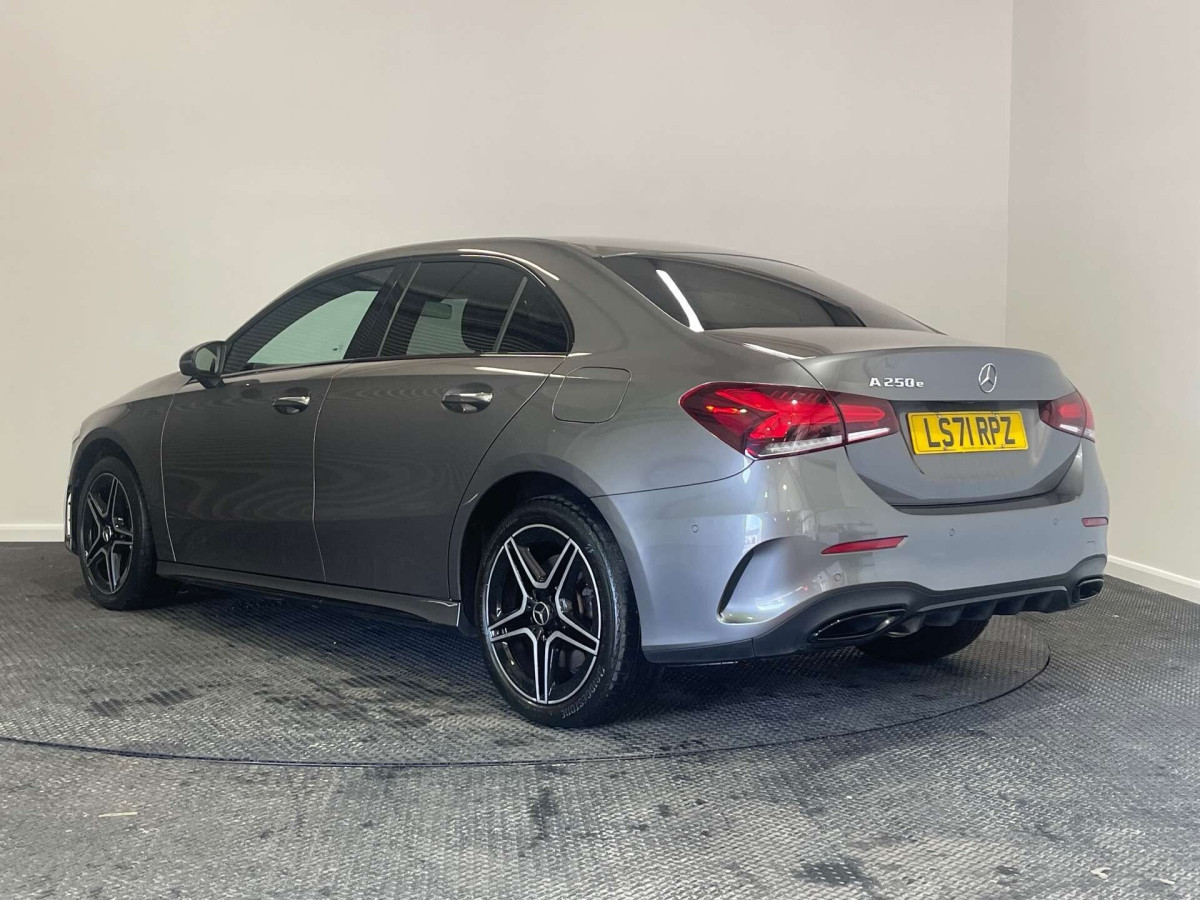 MERCEDES-BENZ A CLASS 2022 (71) 1.3 A250E 15.6KWH AMG LINE EDITION (PREMIUM) SALOON 4DR PETROL PLUG-IN HYBR - 2022 - £16,900