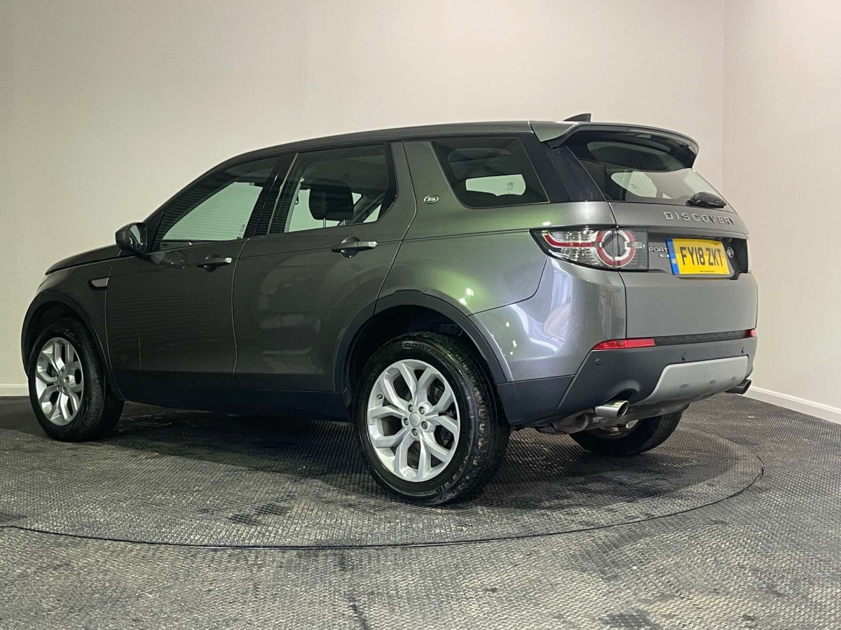 LAND ROVER DISCOVERY SPORT 2018 (18) 2.0 TD4 HSE SUV 5DR DIESEL MANUAL 4WD EURO 6 (S/S) (180 PS) - 2018 - £13,500