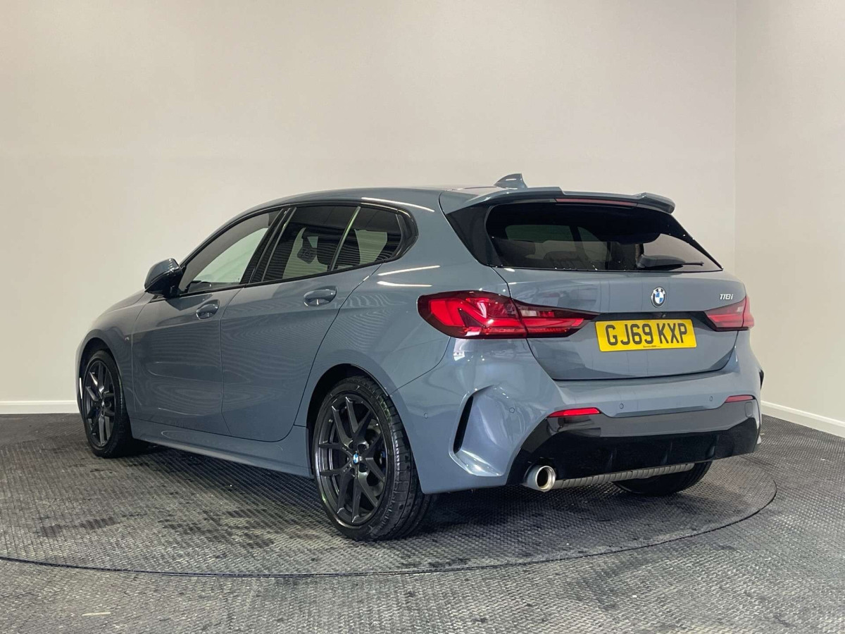 BMW 1 SERIES 2019 (69) 1.5 118I M SPORT HATCHBACK 5DR PETROL MANUAL EURO 6 (S/S) (140 PS) - 2019 - £13,750