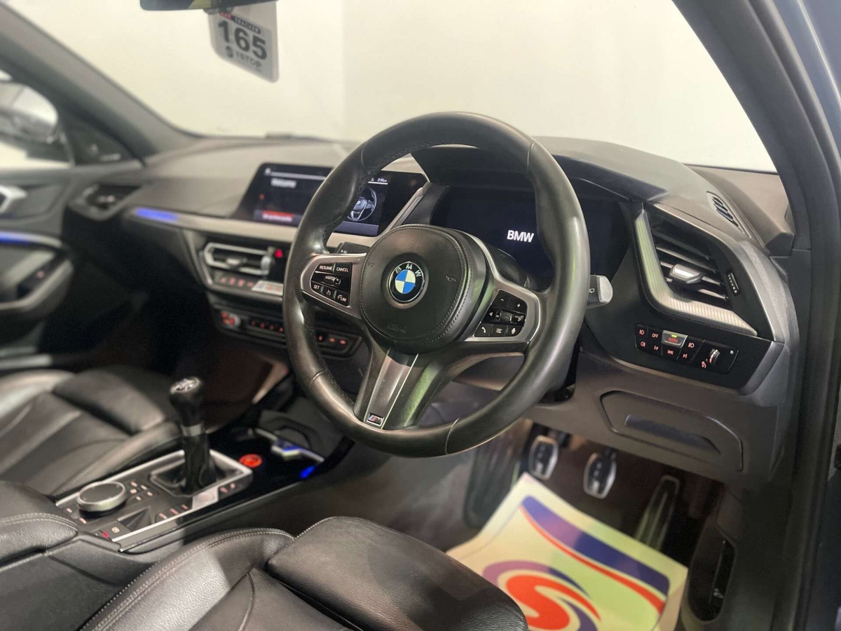 BMW 1 SERIES 2019 (69) 1.5 118I M SPORT HATCHBACK 5DR PETROL MANUAL EURO 6 (S/S) (140 PS) - 2019 - £13,750