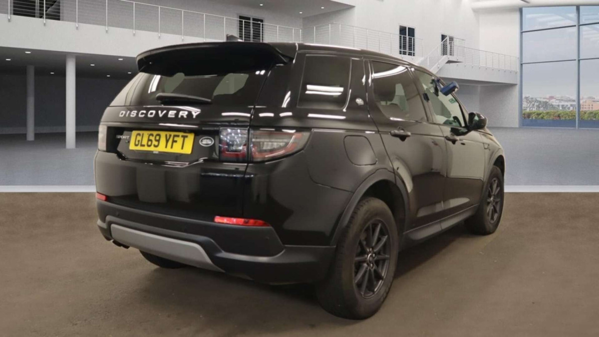 LAND ROVER DISCOVERY SPORT 2020 (69) 2.0 D150 MHEV S SUV 5DR DIESEL AUTO 4WD EURO 6 (S/S) (150 PS) - 2020 - £17,700