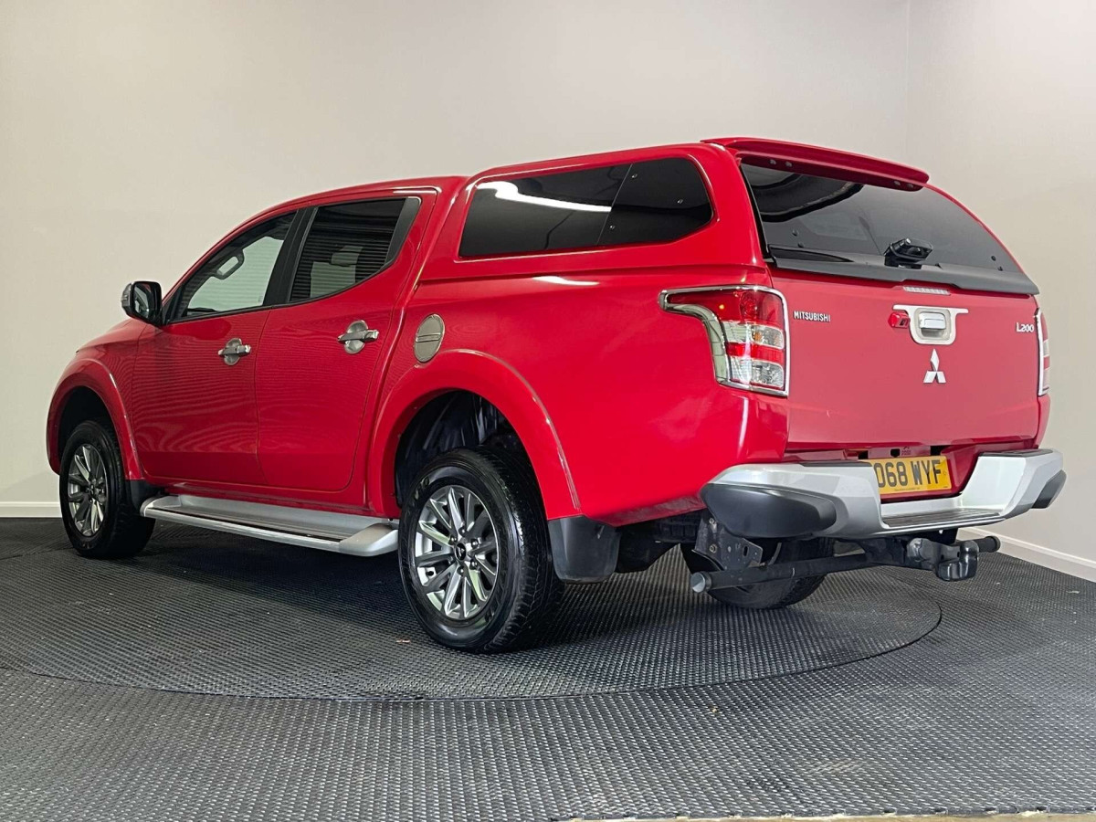 MITSUBISHI L200 2019 (68) 2.4 DI-D DC BARBARIAN PICKUP DOUBLE CAB 4DR DIESEL AUTO 4WD EURO 6 (178 PS) - 2019 - £16,500