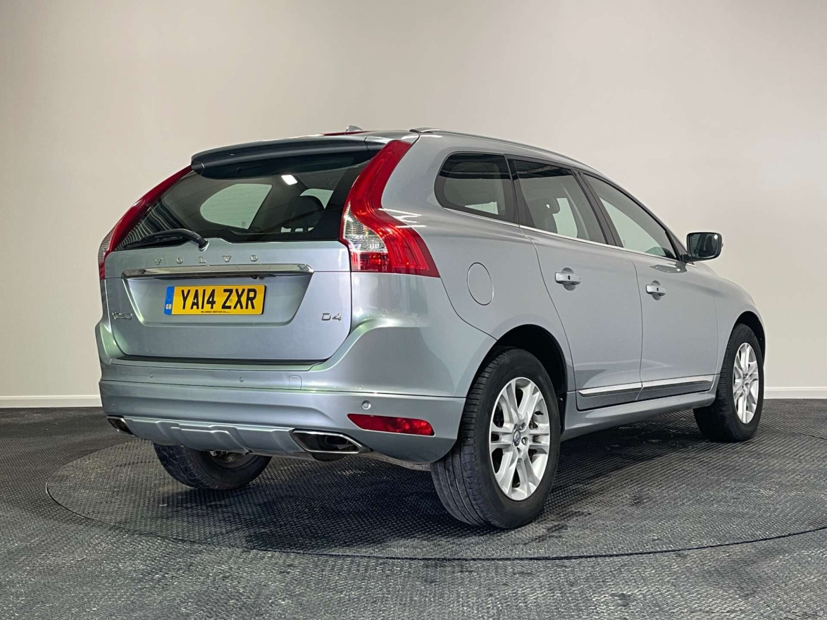 VOLVO XC60 2014 (14) 2.0 D4 SE LUX NAV SUV 5DR DIESEL GEARTRONIC EURO 6 (S/S) (181 PS) - 2014 - £11,500