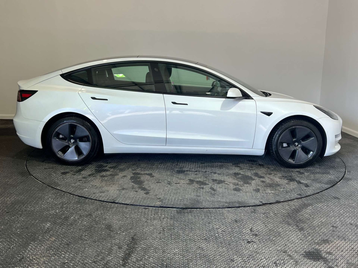 TESLA MODEL 3 2020 (70) (DUAL MOTOR) LONG RANGE SALOON 4DR ELECTRIC AUTO 4WDE (346 PS) - 2020 - £16,000