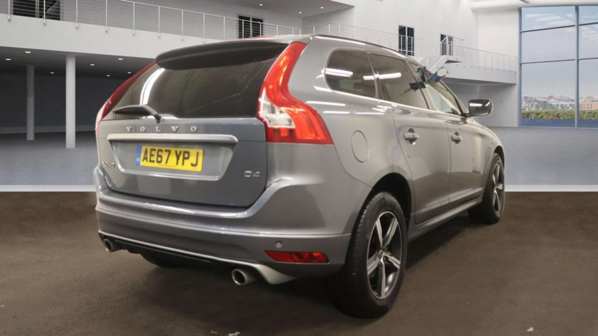 VOLVO XC60 2017 (67) 2.0 D4 R-DESIGN NAV SUV 5DR DIESEL MANUAL EURO 6 (S/S) (190 PS) - 2017 - £15,500