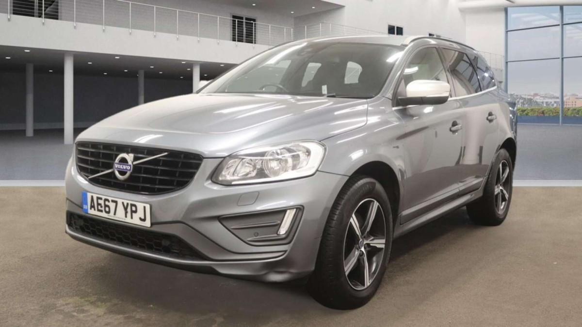 VOLVO XC60 2017 (67) 2.0 D4 R-DESIGN NAV SUV 5DR DIESEL MANUAL EURO 6 (S/S) (190 PS) - 2017 - £15,500