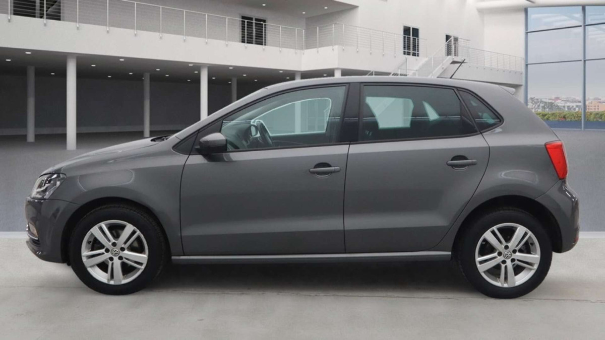 VOLKSWAGEN POLO 2017 (17) 1.2 TSI BLUEMOTION TECH MATCH EDITION HATCHBACK 5DR PETROL MANUAL EURO 6 (S - 2017 - £9,700