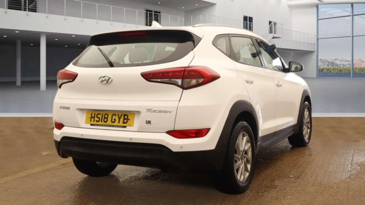 HYUNDAI TUCSON 2018 (18) 1.7 CRDI BLUE DRIVE SE SUV 5DR DIESEL MANUAL EURO 6 (S/S) (116 PS) - 2018 - £8,900