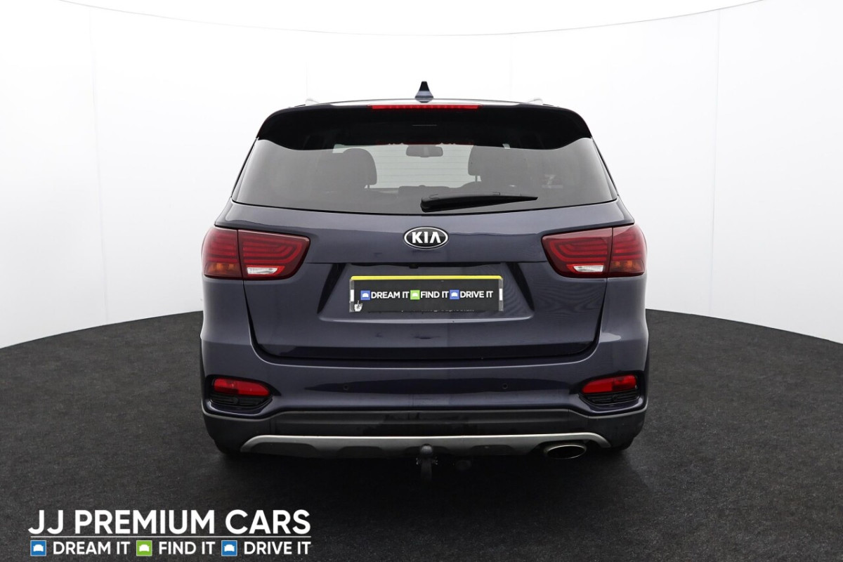 KIA SORENTO 2.2 CRDI KX-2 SUV 5DR DIESEL MANUAL AWD EURO 6 (S/S) (197 BHP) - 2019 - £15,500