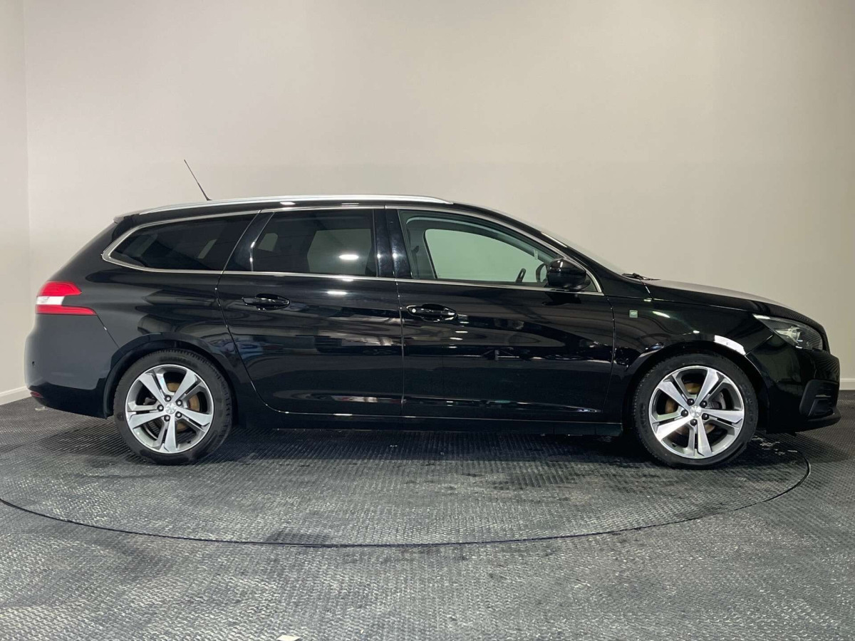 PEUGEOT 308 2019 (19) 1.2 PURETECH GPF GT LINE ESTATE 5DR PETROL MANUAL EURO 6 (S/S) (130 PS) - 2019 - £7,900