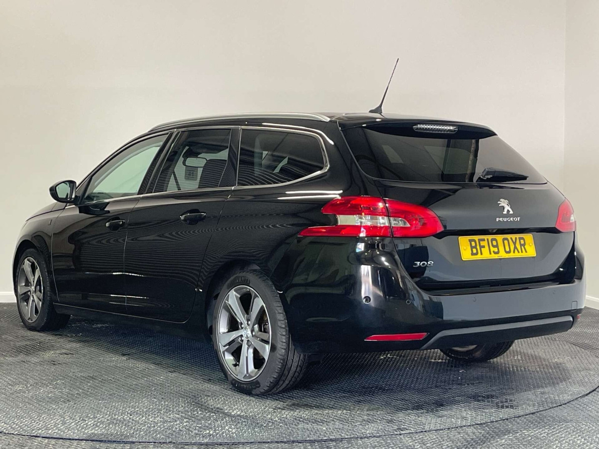 PEUGEOT 308 2019 (19) 1.2 PURETECH GPF GT LINE ESTATE 5DR PETROL MANUAL EURO 6 (S/S) (130 PS) - 2019 - £7,900