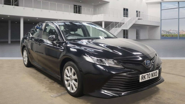 TOYOTA CAMRY 2020 (70) 2.5 VVT-H DESIGN SALOON 4DR PETROL HYBRID CVT EURO 6 (S/S) (218 PS)