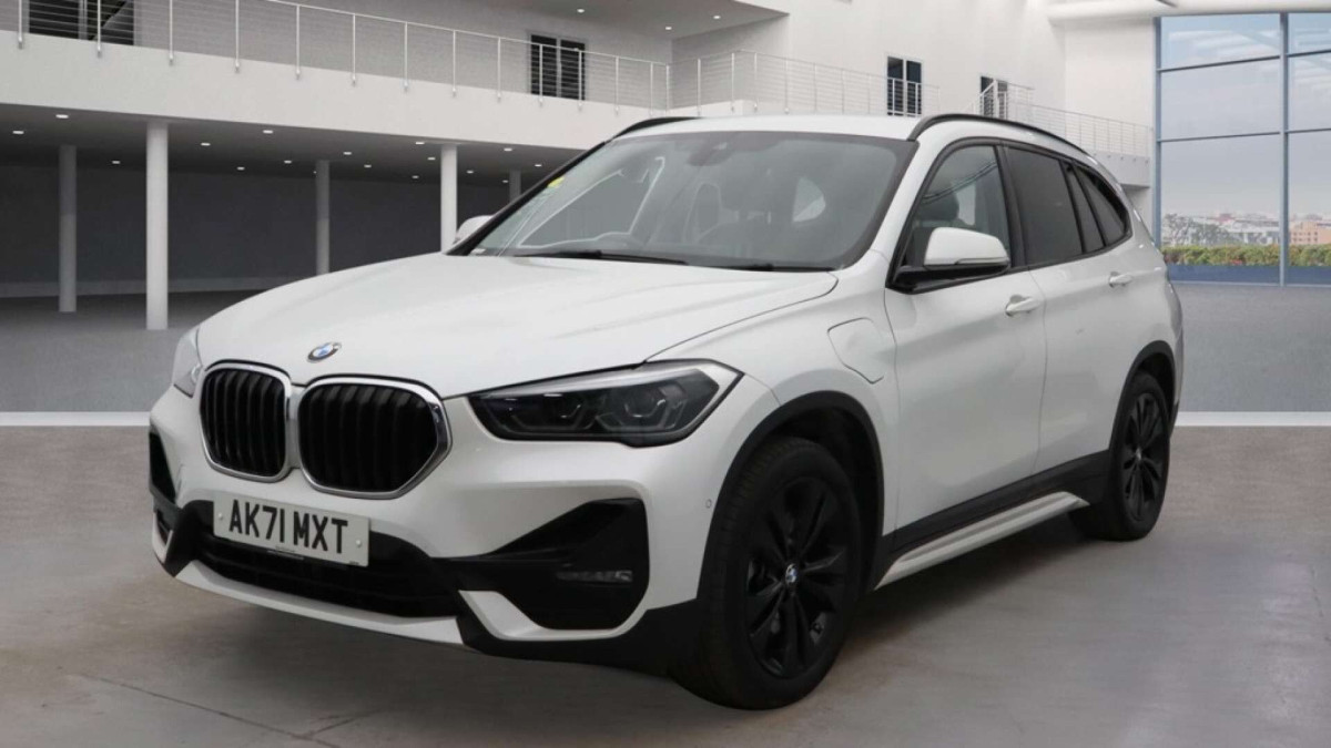 BMW X1 2021 (71) 1.5 25E 10KWH SPORT SUV 5DR PETROL PLUG-IN HYBRID AUTO XDRIVE EURO 6 (S/S) - 2021 - £15,000