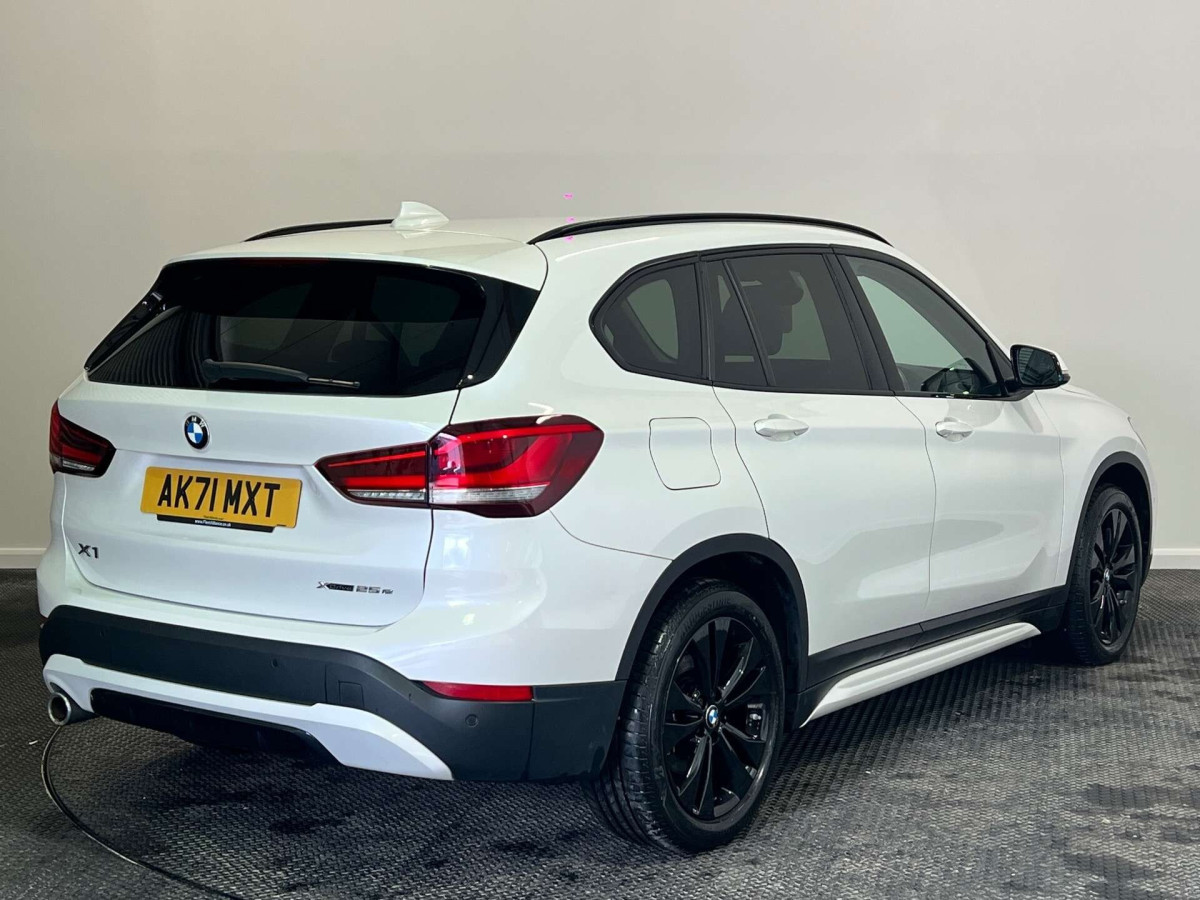 BMW X1 2021 (71) 1.5 25E 10KWH SPORT SUV 5DR PETROL PLUG-IN HYBRID AUTO XDRIVE EURO 6 (S/S) - 2021 - £15,000