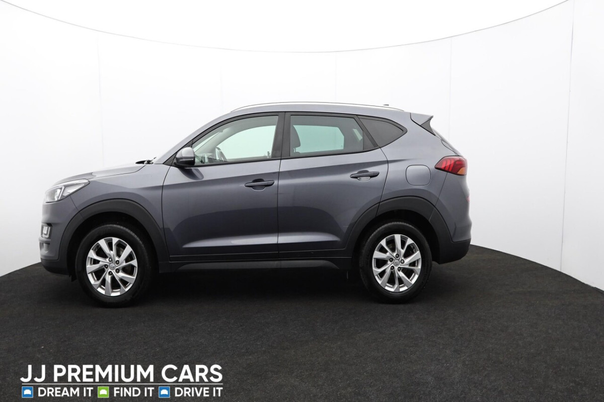 HYUNDAI TUCSON 1.6 GDI SE NAV SUV 5DR PETROL MANUAL EURO 6 (S/S) (132 PS) EURO 6, APPLE CA - 2020 - £15,000