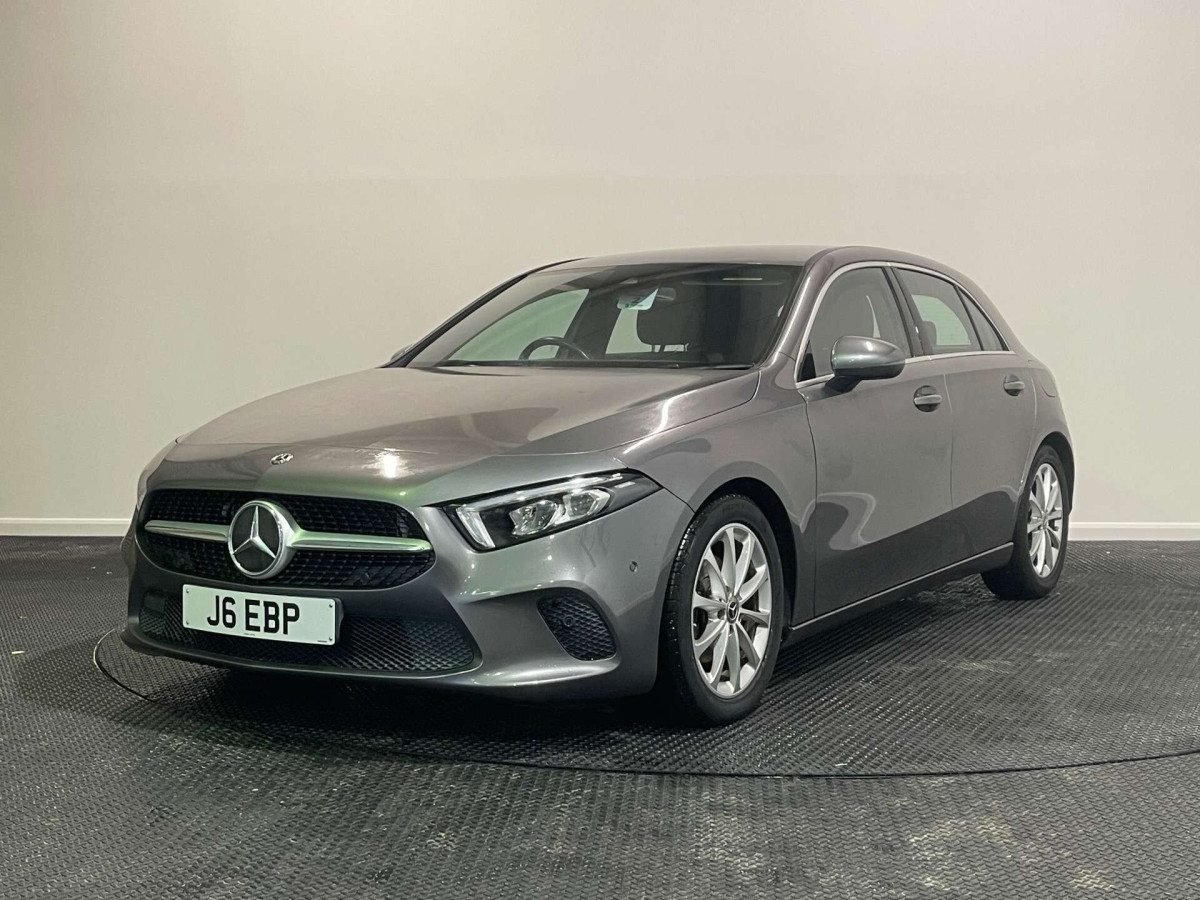 MERCEDES-BENZ A CLASS 2018 (68) 1.5 A180D SPORT (EXECUTIVE) HATCHBACK 5DR DIESEL 7G-DCT EURO 6 (S/S) (116 P - 2018 - £15,700