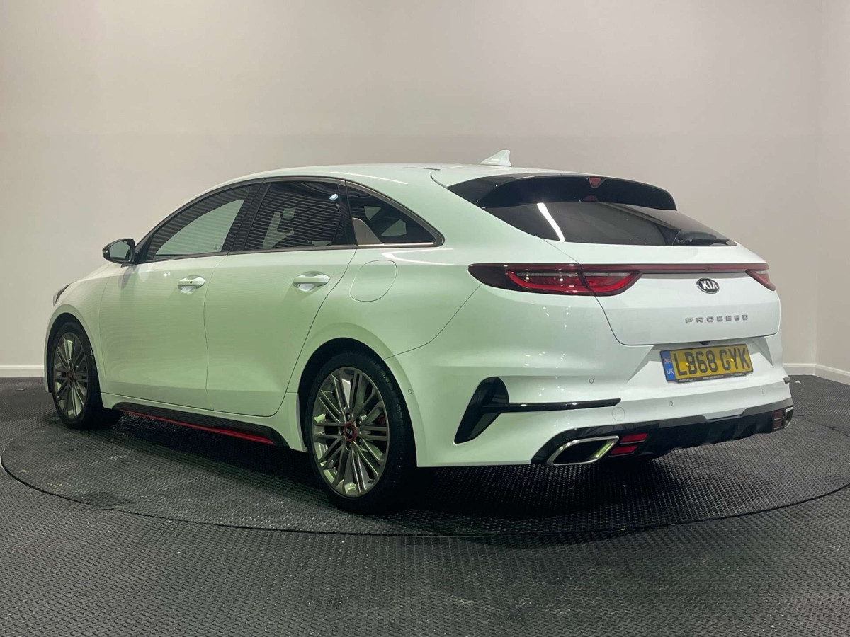 KIA PRO CEED 2019 (68) 1.6 T-GDI GT SHOOTING BRAKE 5DR PETROL DCT EURO 6 (S/S) (201 BHP) - 2019 - £14,650