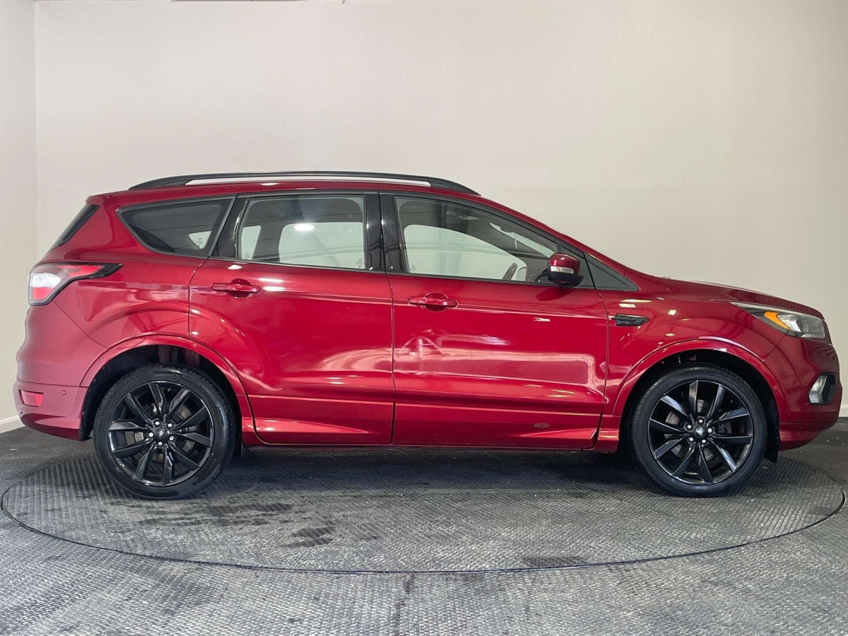 FORD KUGA 2017 (17) 2.0 TDCI ST-LINE X SUV 5DR DIESEL MANUAL EURO 6 (S/S) (150 PS) - 2017 - £10,750