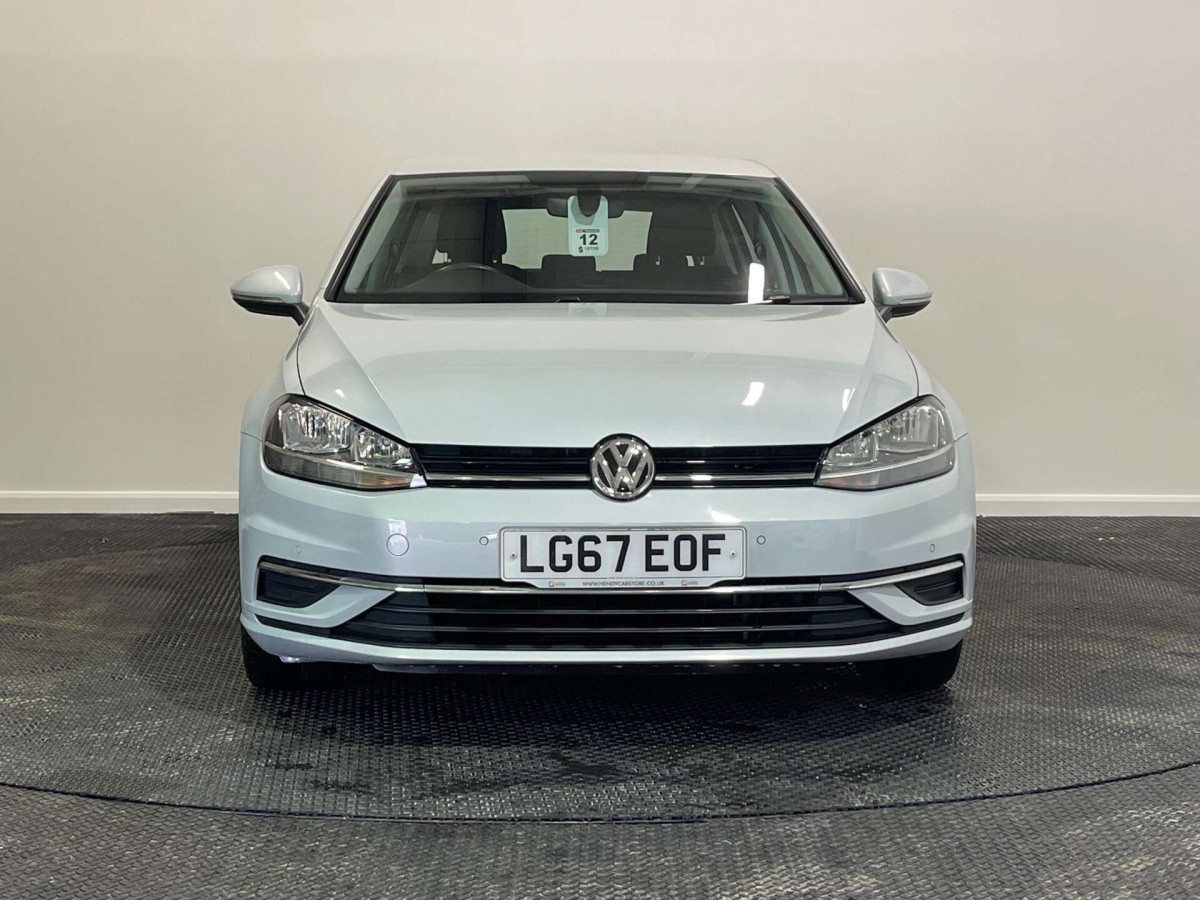 VOLKSWAGEN GOLF 2017 (67) 1.0 TSI BLUEMOTION TECH SE NAV HATCHBACK 5DR PETROL DSG EURO 6 (S/S) (110 B - 2017 - £11,000