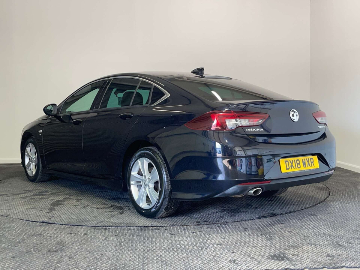 VAUXHALL INSIGNIA 2018 (18) 1.6 TURBO D ECOTEC BLUEINJECTION SRI VX LINE NAV GRAND SPORT 5DR DIESEL MAN - 2018 - £6,600