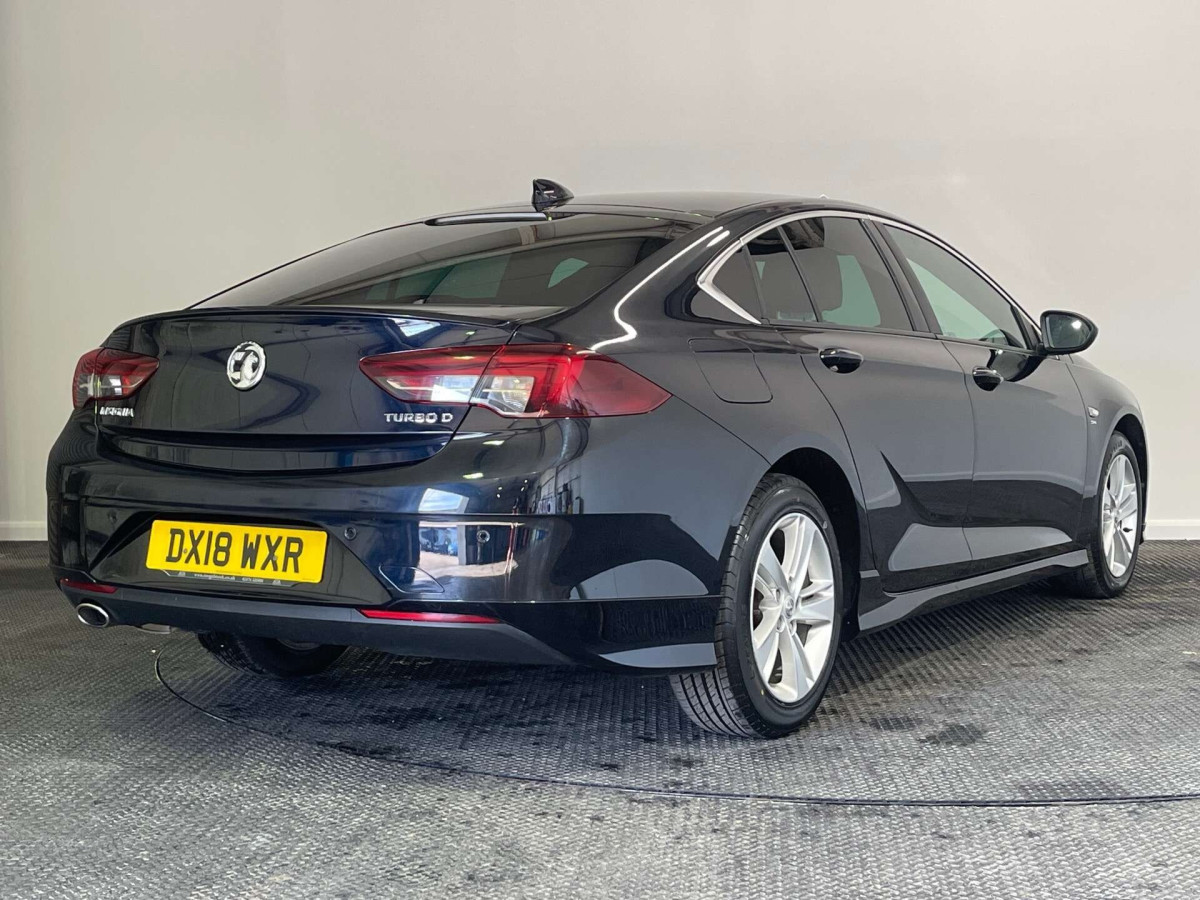 VAUXHALL INSIGNIA 2018 (18) 1.6 TURBO D ECOTEC BLUEINJECTION SRI VX LINE NAV GRAND SPORT 5DR DIESEL MAN - 2018 - £6,600