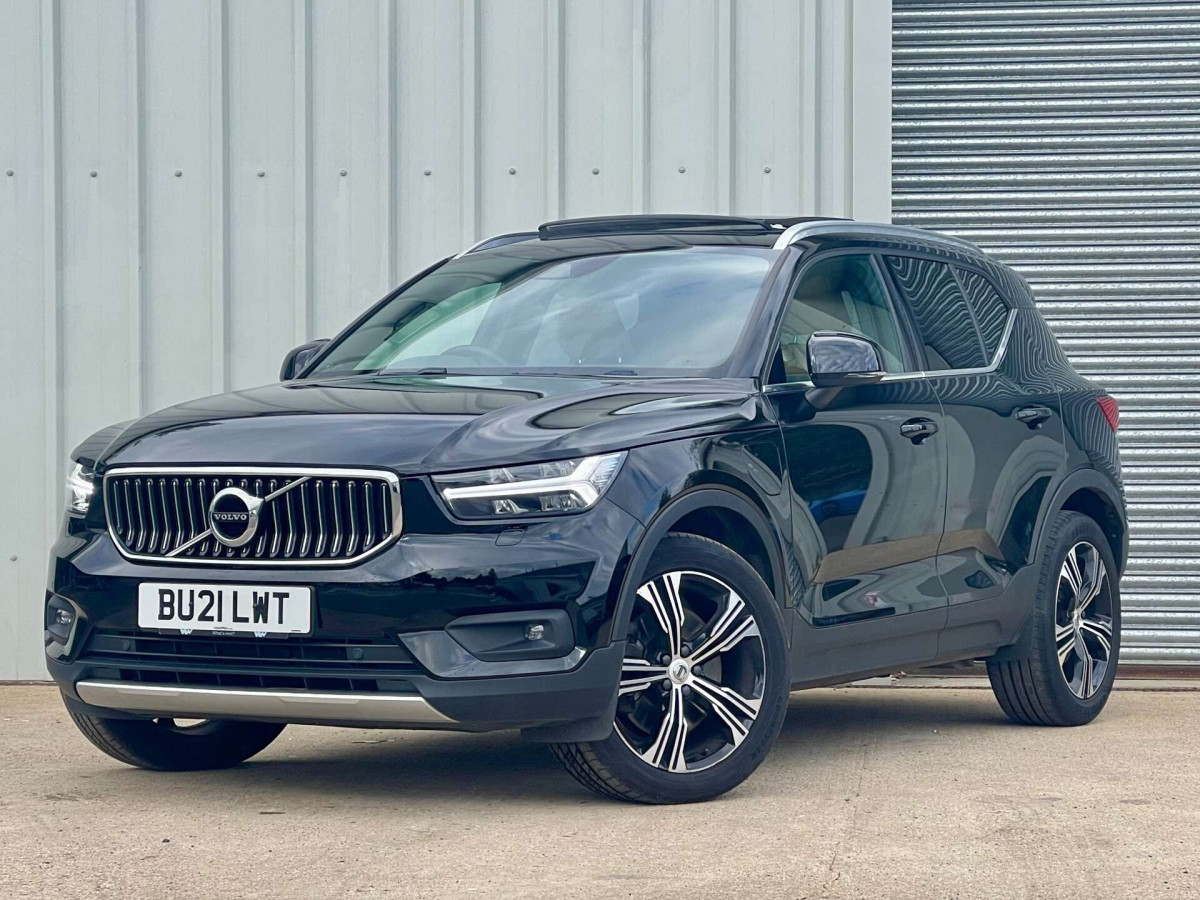 VOLVO XC40 2021 (21) 1.5H T5 TWIN ENGINE RECHARGE 10.7KWH INSCRIPTION PRO SUV 5DR PETROL PLUG-IN - 2021 - £21,000