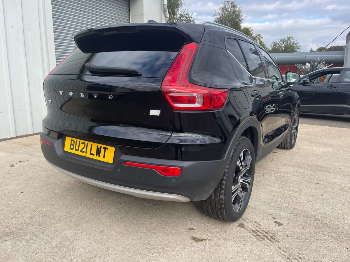 VOLVO XC40 2021 (21) 1.5H T5 TWIN ENGINE RECHARGE 10.7KWH INSCRIPTION PRO SUV 5DR PETROL PLUG-IN - 2021 - £21,000