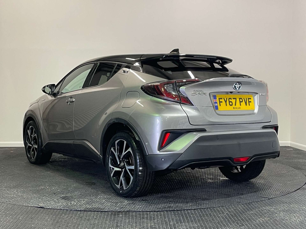 TOYOTA C-HR 2017 (67) 1.8 VVT-H DYNAMIC SUV 5DR PETROL HYBRID CVT EURO 6 (S/S) (122 PS) - 2017 - £12,100