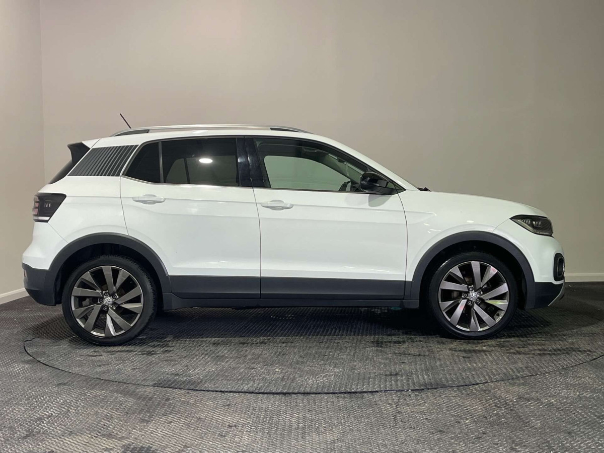 VOLKSWAGEN T-CROSS 2019 (19) 1.0 TSI FIRST EDITION SUV 5DR PETROL MANUAL EURO 6 (S/S) (115 PS) - 2019 - £11,100