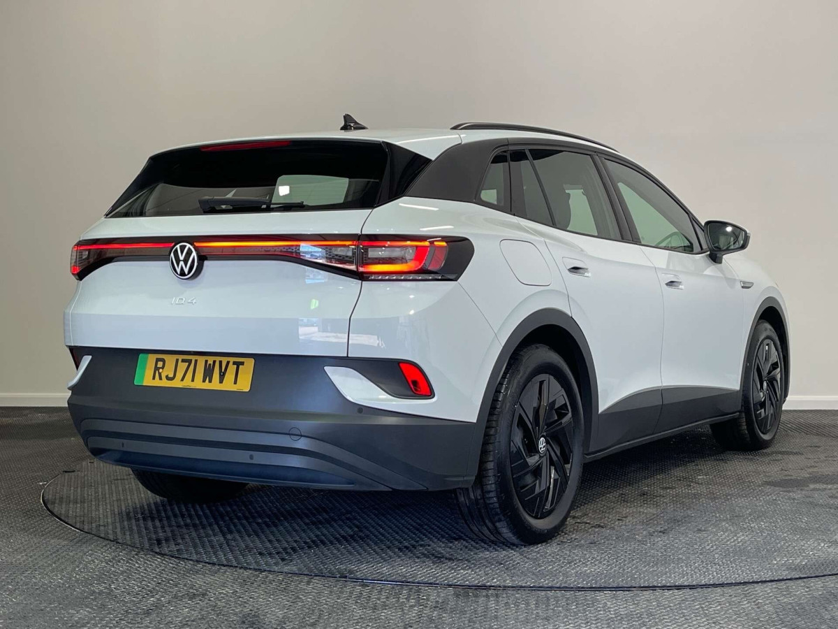 VOLKSWAGEN ID.4 2022 (71) PRO PERFORMANCE 77KWH LIFE SUV 5DR ELECTRIC AUTO (204 PS) - 2022 - £18,900