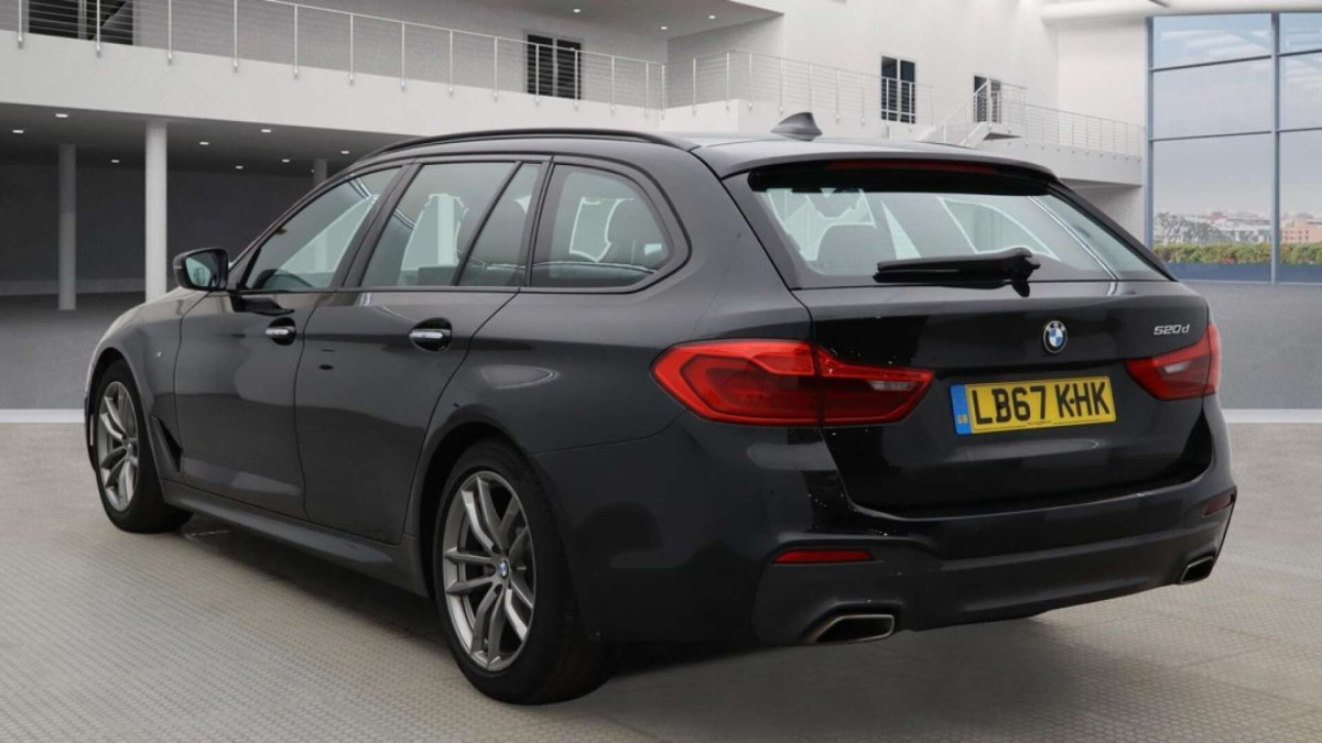 BMW 5 SERIES 2017 (67) 2.0 520D M SPORT TOURING 5DR DIESEL AUTO EURO 6 (S/S) (190 PS) - 2017 - £16,800